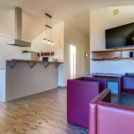 Lagovida Duenenhaus Comfort A Am Stoermthaler * Grosspoesna