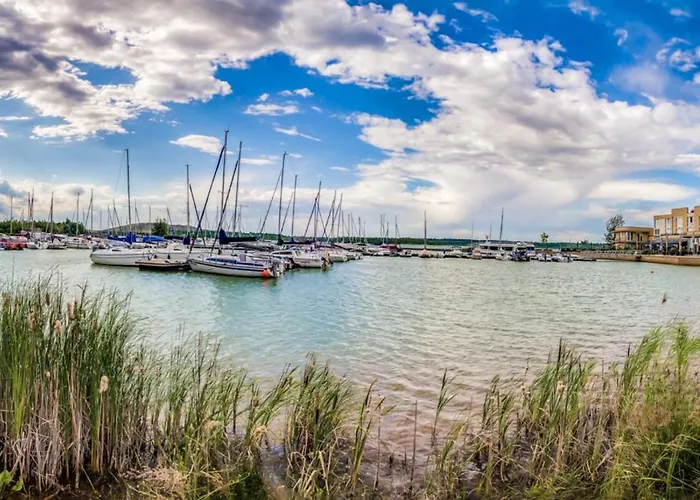 Lagovida Duenenhaus Comfort A Am Stoermthaler Feriehus Grosspoesna